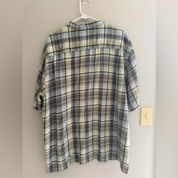 Tommy Bahama Mens Shirt SZ XL Green Grey Plaid Short Sleeve Button Up 100% Silk - Picture 7 of 9